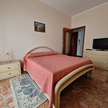 Casa Di Andreea E Bogdan Leilighet Albenga Eksteriør bilde