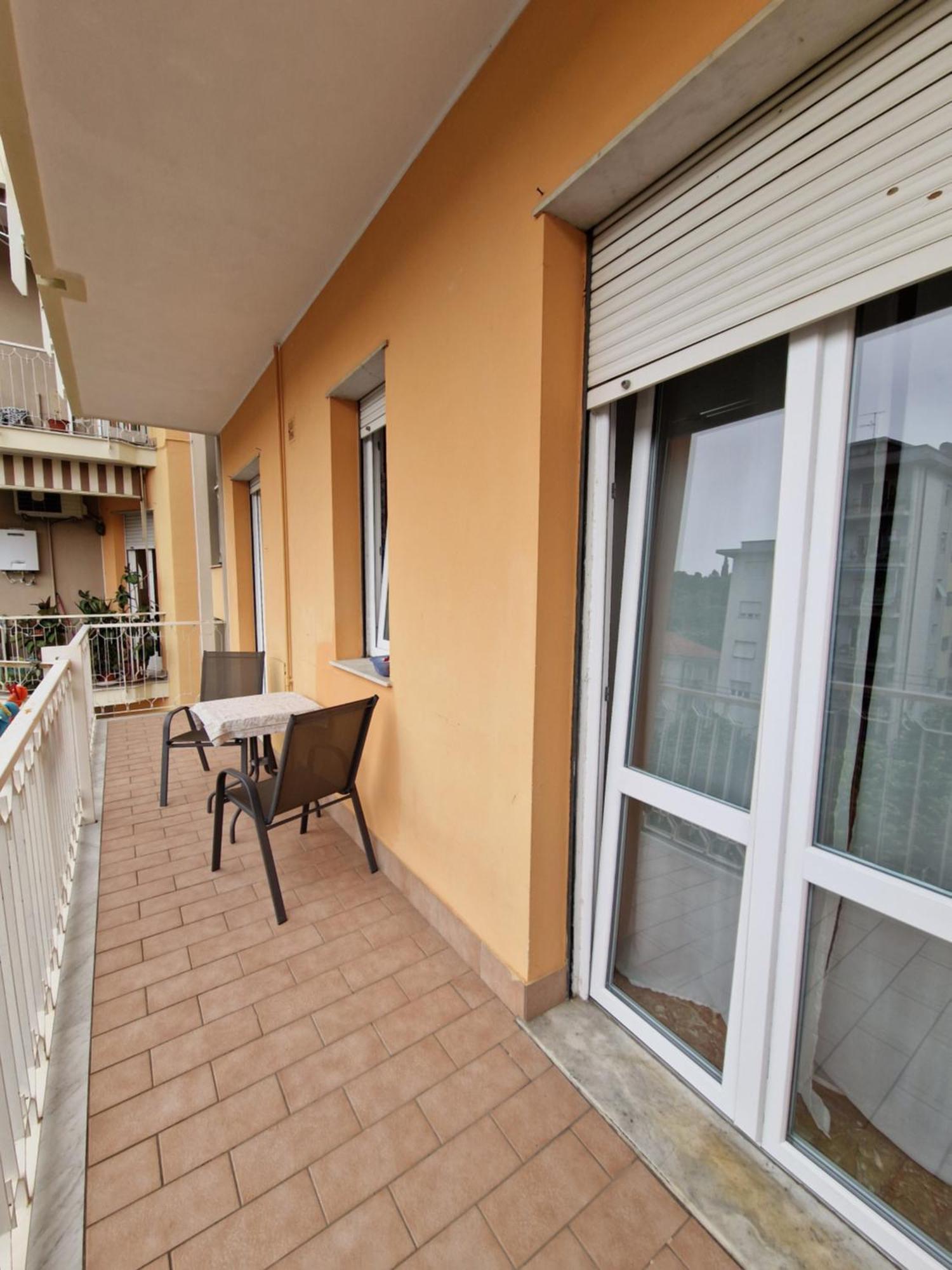 Casa Di Andreea E Bogdan Leilighet Albenga Eksteriør bilde